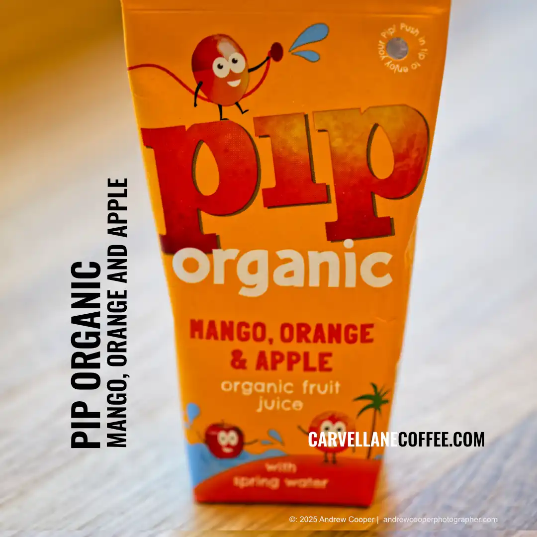 pip organic mango, orange and apple fruit juice with spring water